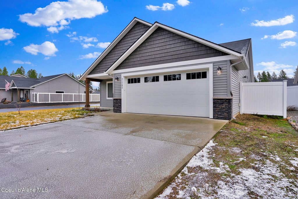 Photo of 31782 8th Ave Ave, Spirit Lake, ID 83869 (MLS # 25-11644)