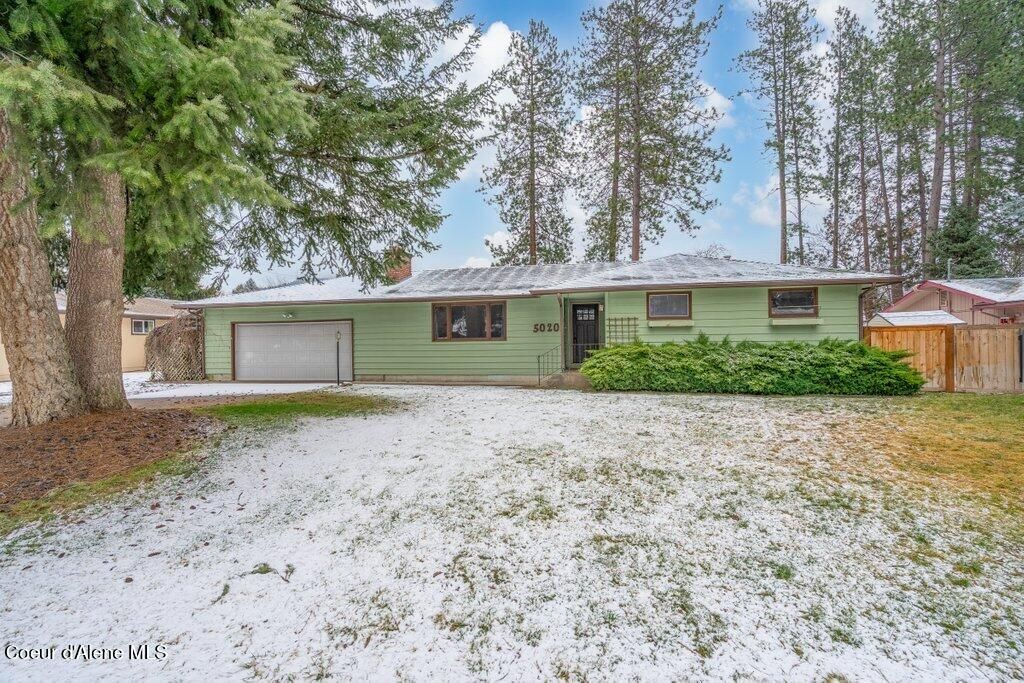 Photo of 5020 Anne St, Coeur dAlene, ID 83815 (MLS # 26-860)