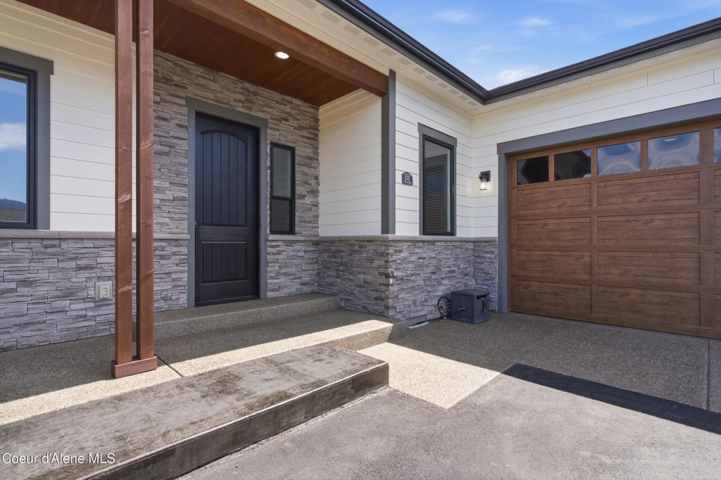 Photo of 575 Stoneridge RD, Blanchard, ID 83804 (MLS # 26-7319)
