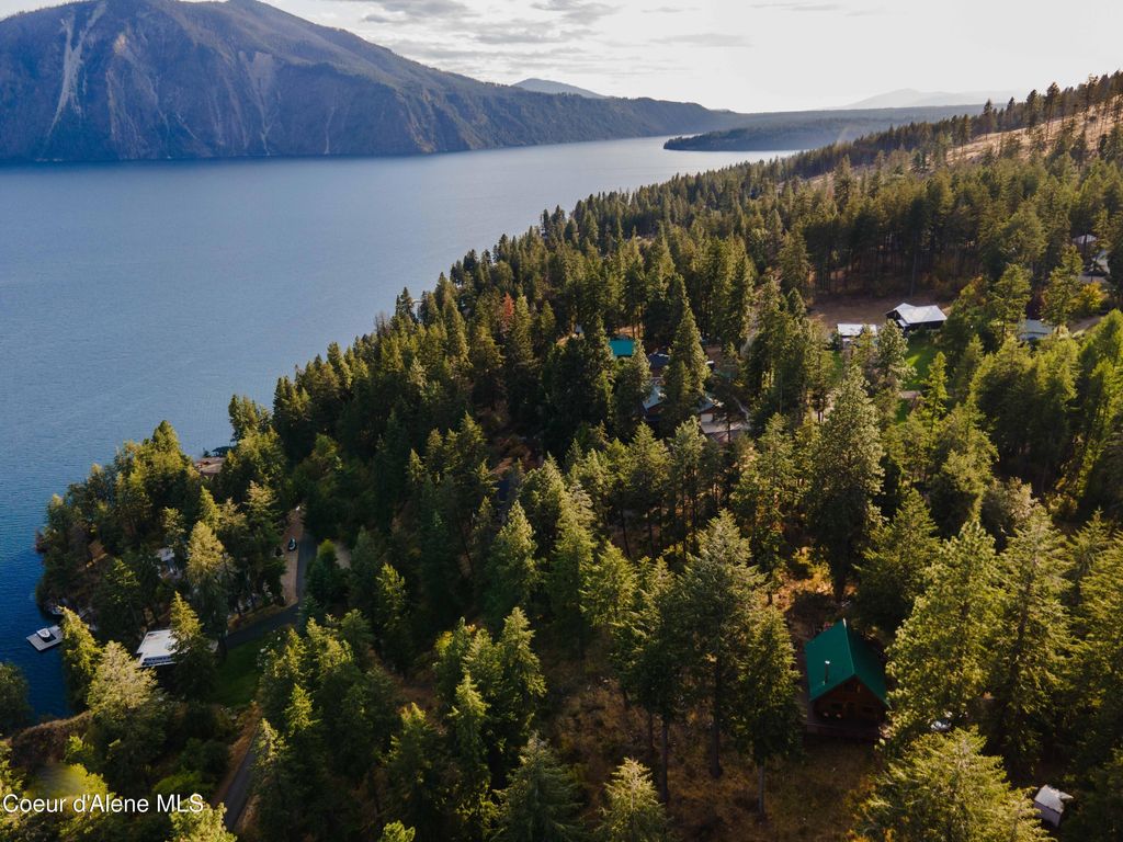 Photo of 524 Glacier Loop, Bayview, ID 83803 (MLS # 25-2010)
