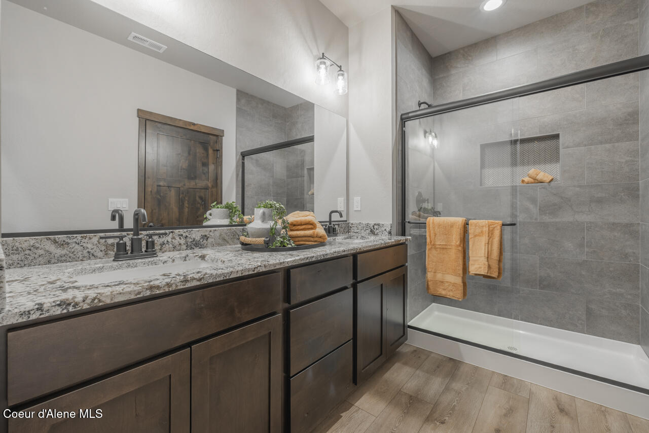 8480 N Snowflake Ln, Hayden, Idaho image 21