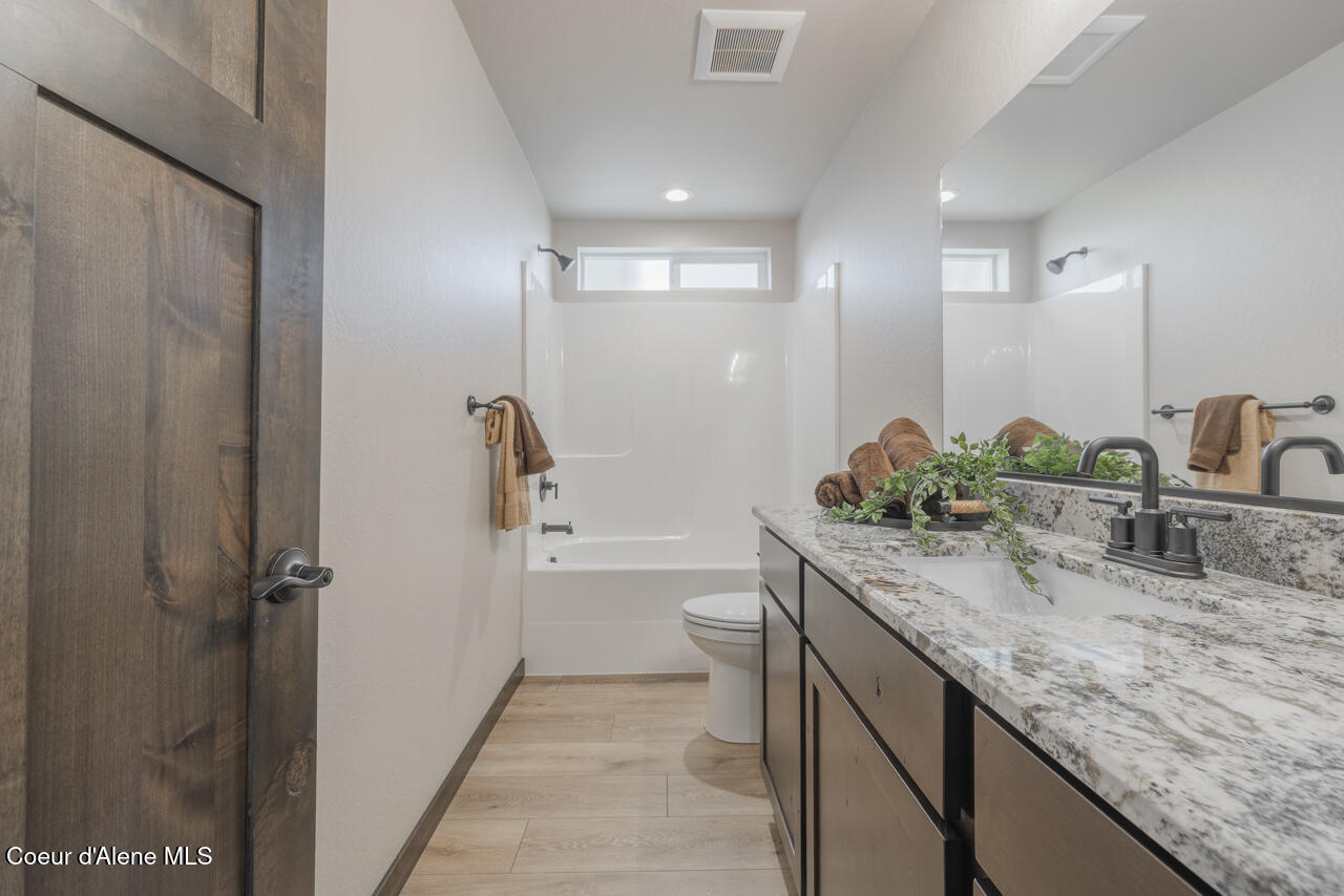 8480 N Snowflake Ln, Hayden, Idaho image 38