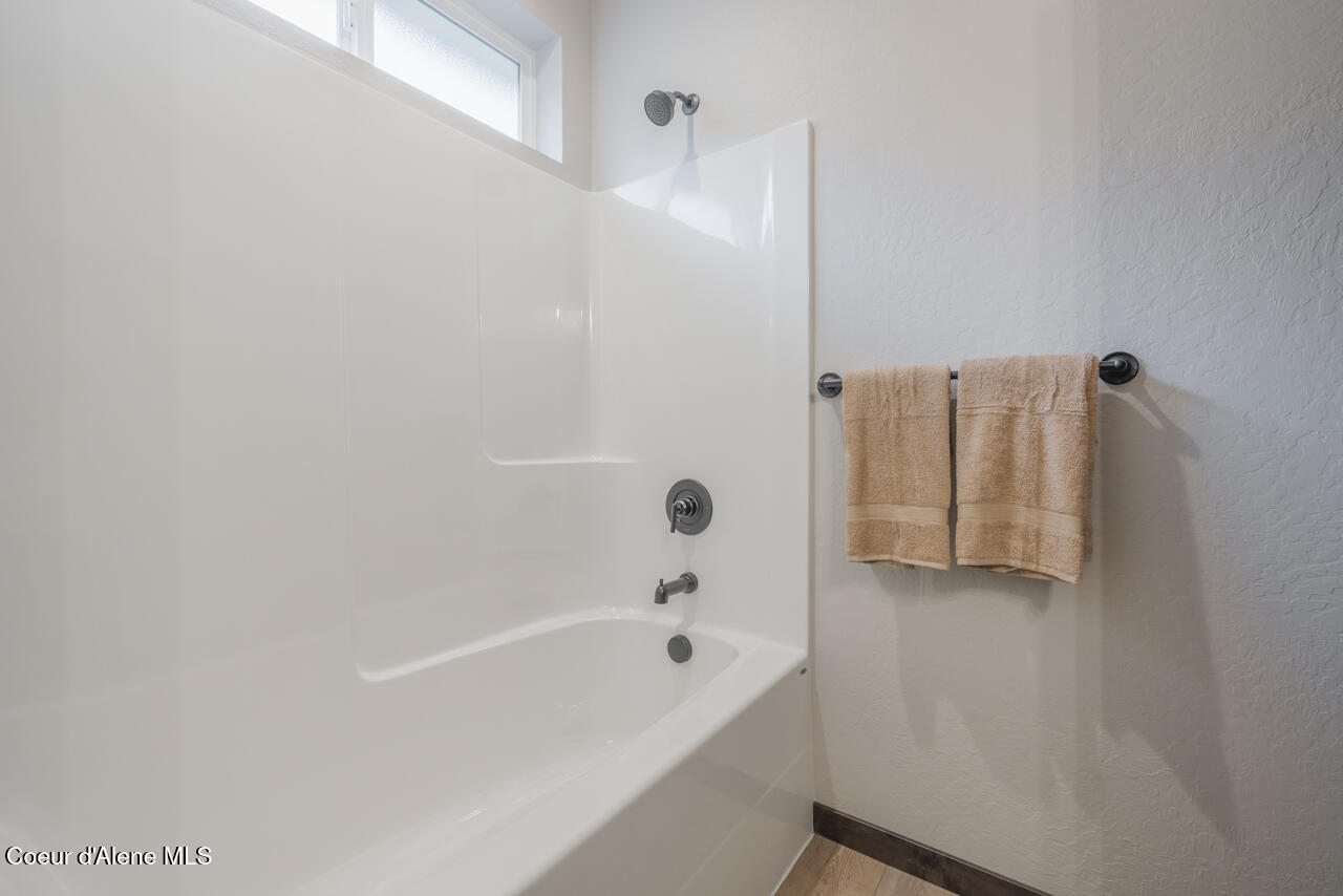 8480 N Snowflake Ln, Hayden, Idaho image 31