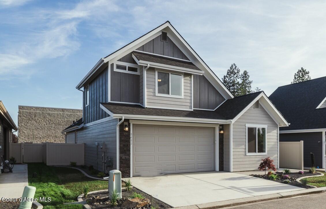 8480 N Snowflake Ln, Hayden, Idaho image 1