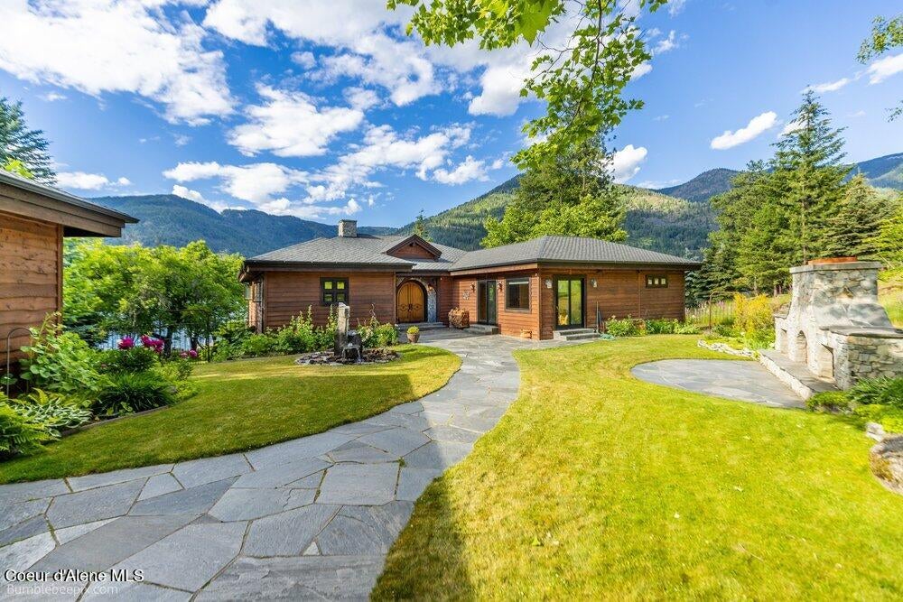 Photo of 55 La Vita Bella LN, Hope, ID 83836 (MLS # 26-6419)