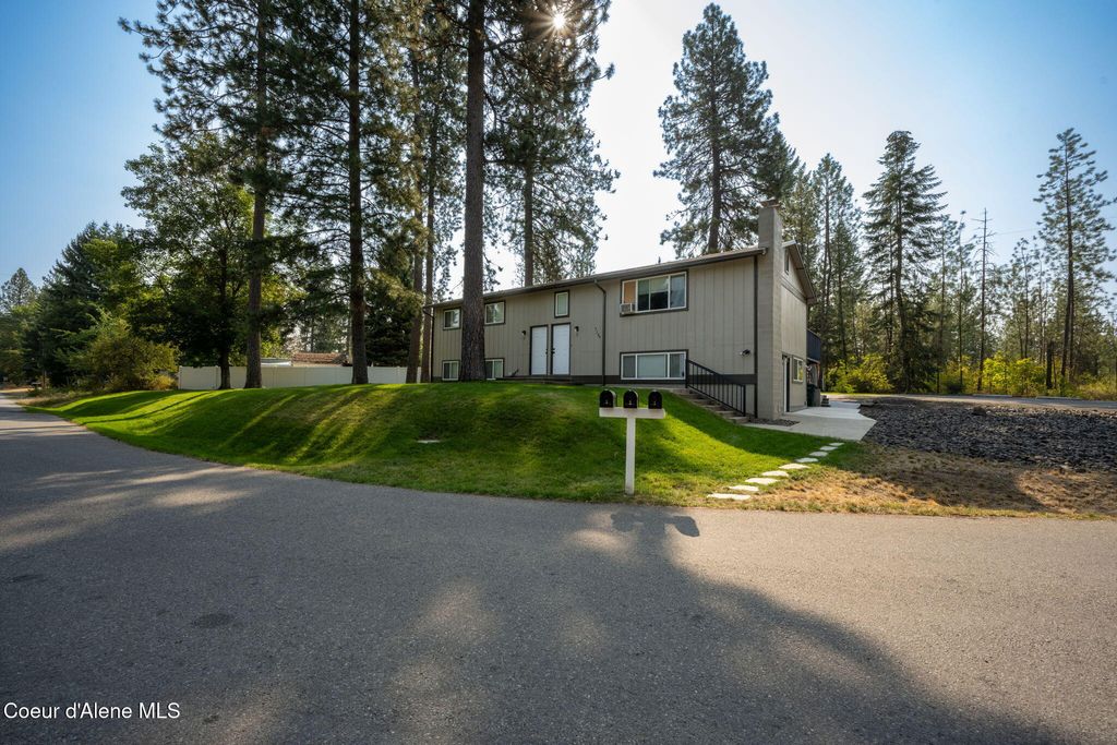 Photo of 7164 WINCHESTER St, Rathdrum, ID 83858 (MLS # 25-9405)