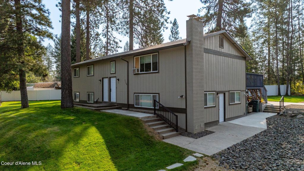 Photo of 7164 WINCHESTER St, Rathdrum, ID 83858 (MLS # 25-9405)