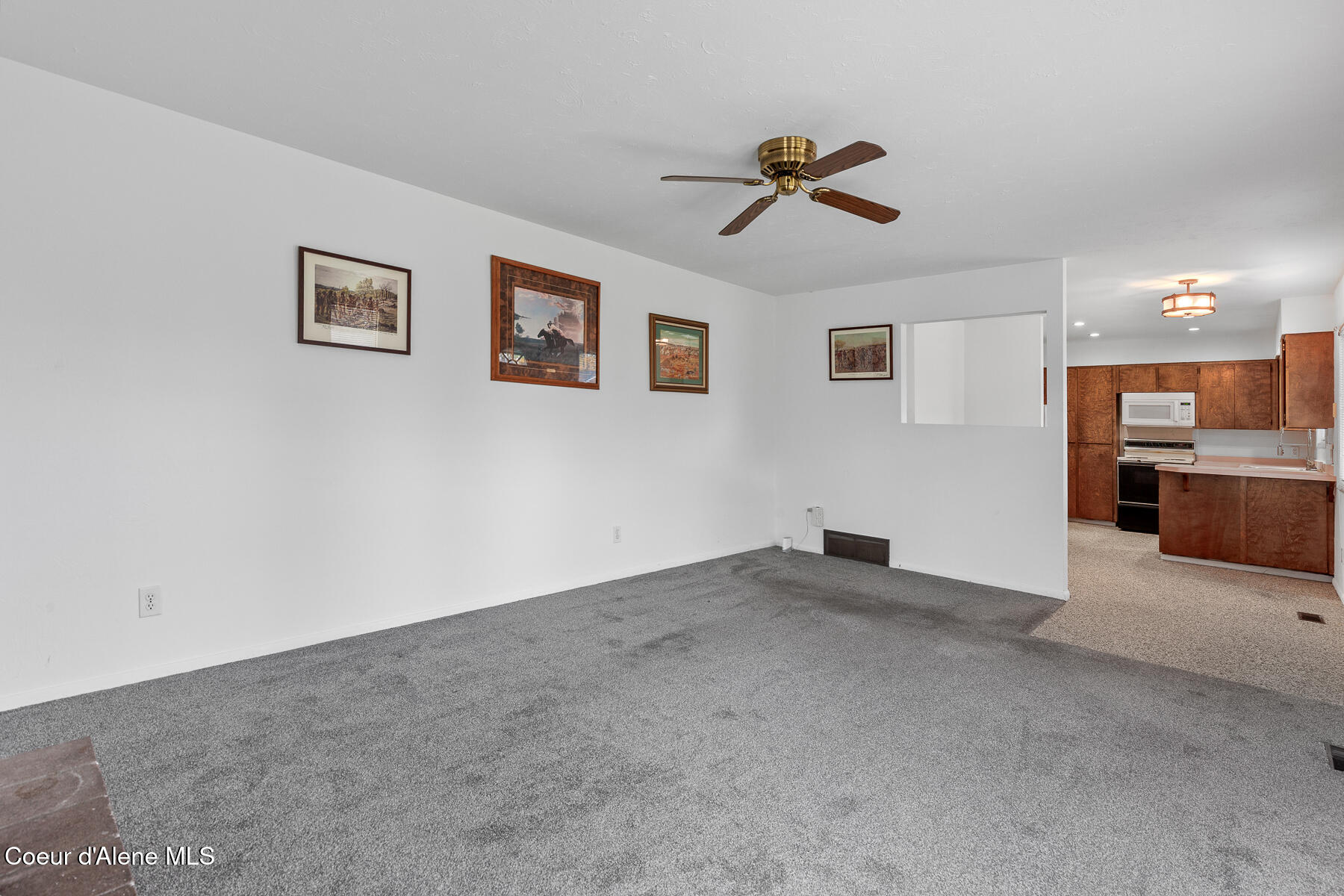 2810 N Clara Ln, Coeur d'Alene, Idaho image 4