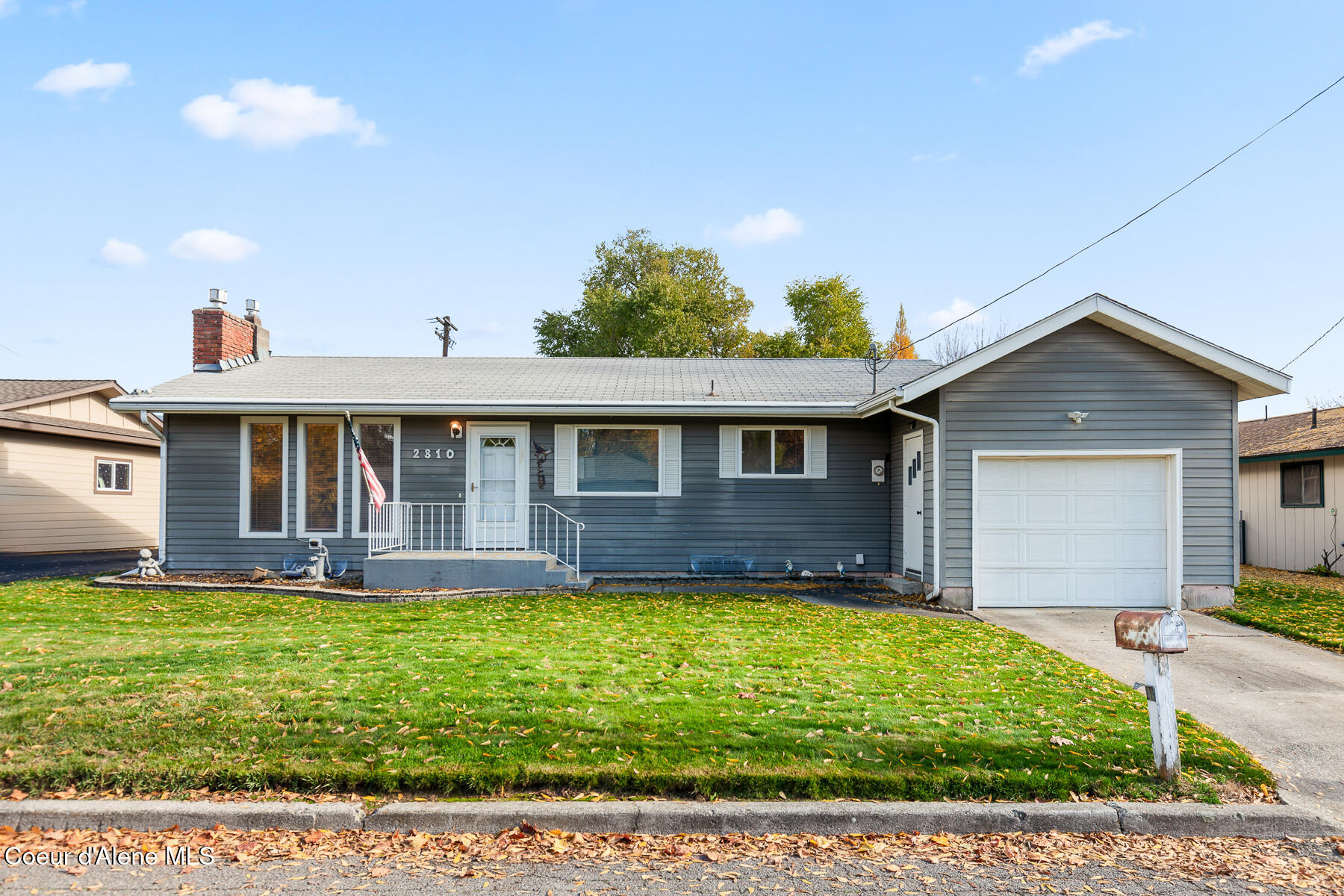 2810 N Clara Ln, Coeur d'Alene, Idaho image 1