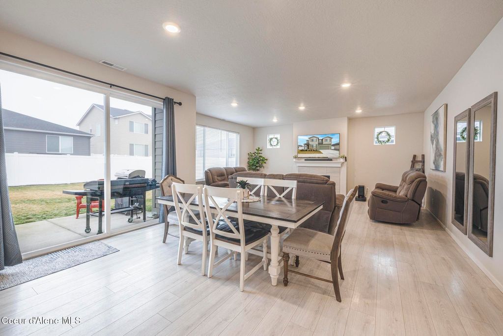 Photo of 3061 Allison St, Post Falls, ID 83854 (MLS # 26-542)