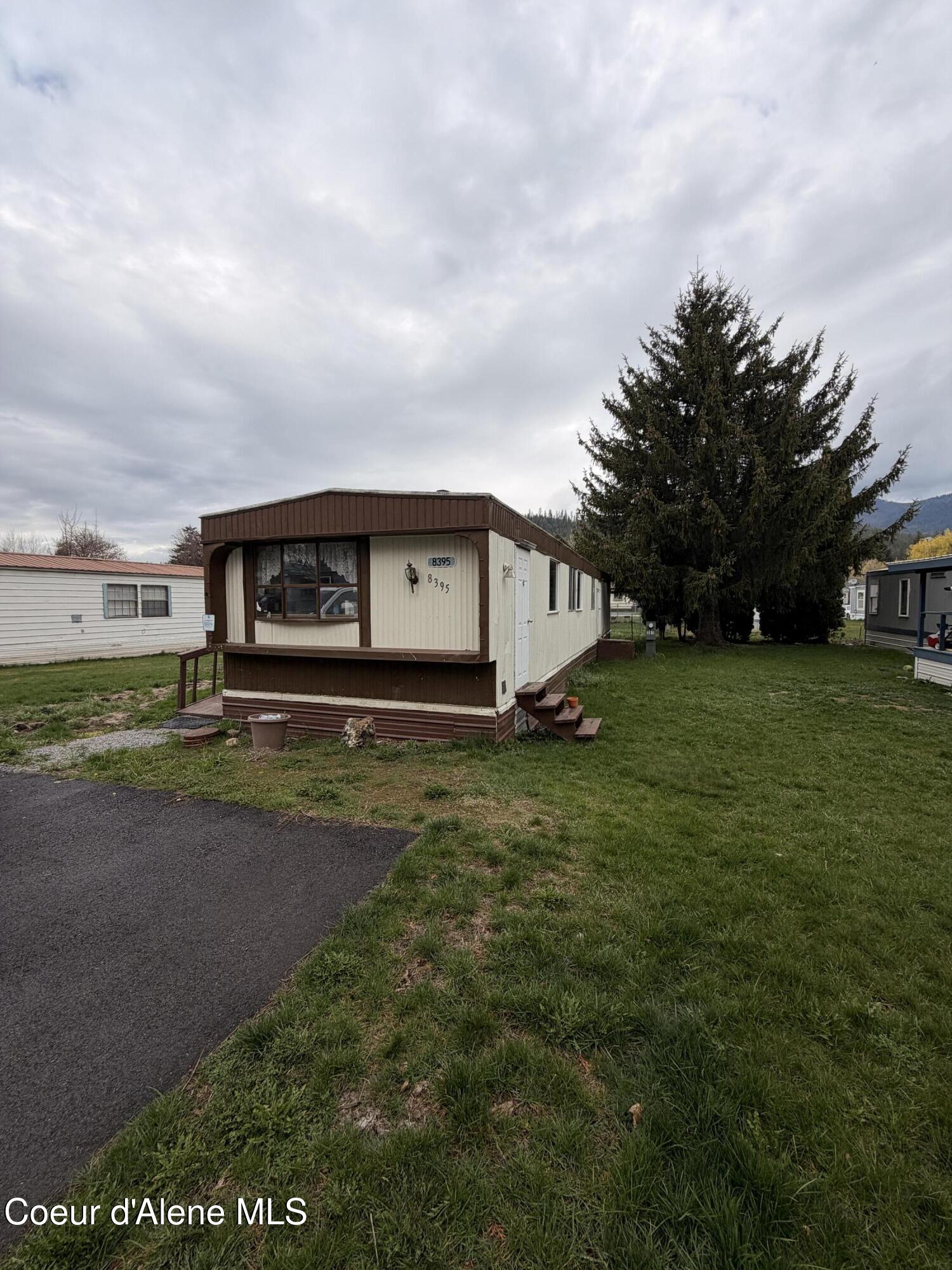8395 Meadow Brook