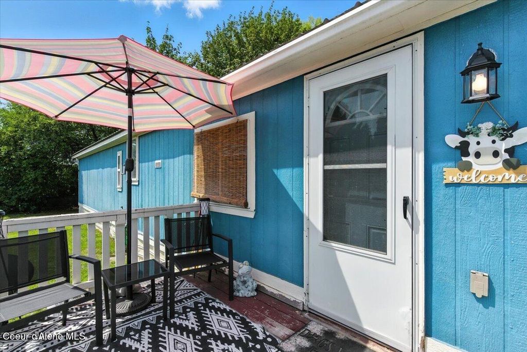 Photo of 1724 Marlborough Ave, Coeur dAlene, ID 83815 (MLS # 26-1446)