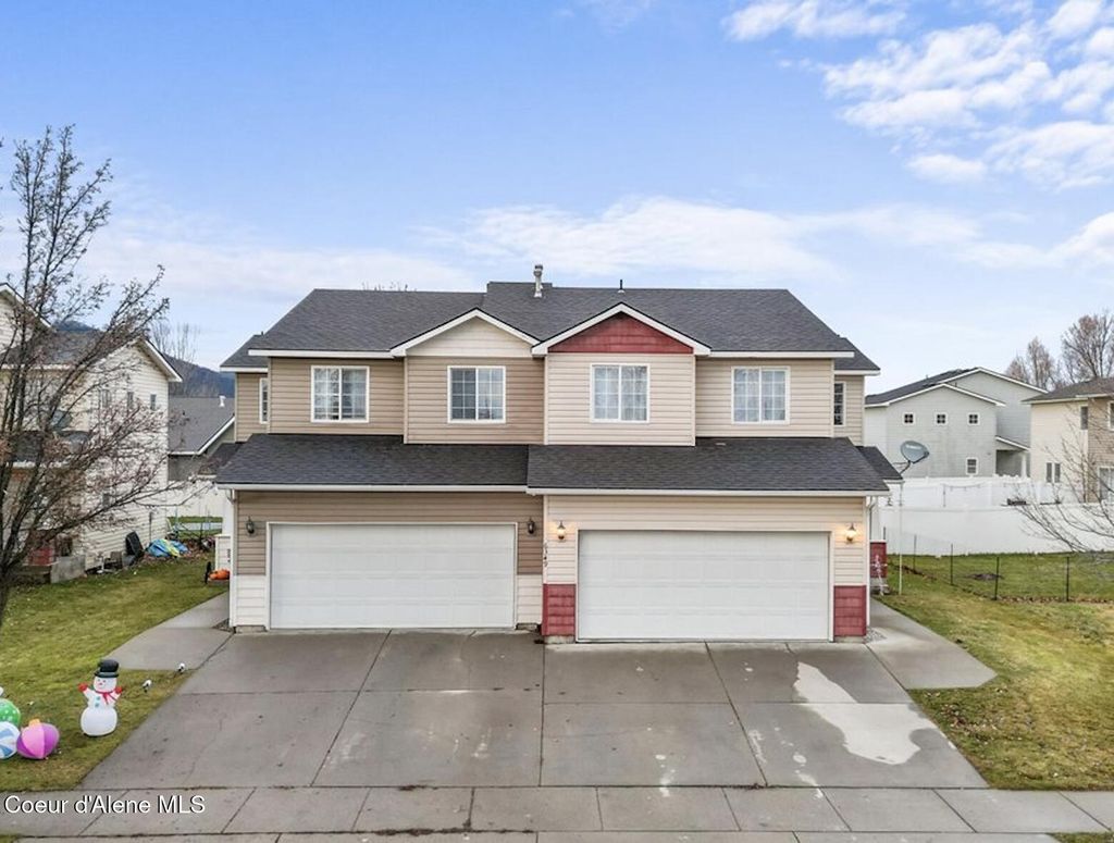 Photo of 6349 TRESTLE St, Rathdrum, ID 83858 (MLS # 25-11594)