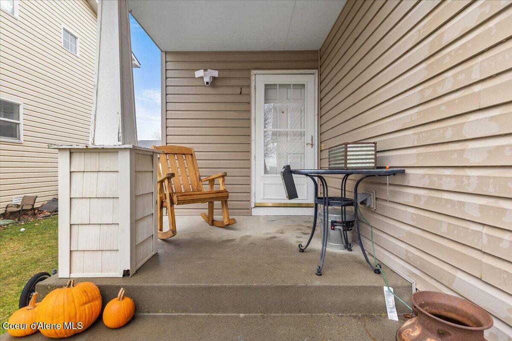 Photo of 6349 TRESTLE St, Rathdrum, ID 83858 (MLS # 25-11594)