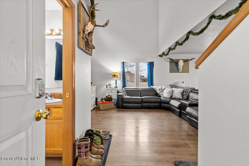 Photo of 6349 TRESTLE St, Rathdrum, ID 83858 (MLS # 25-11594)