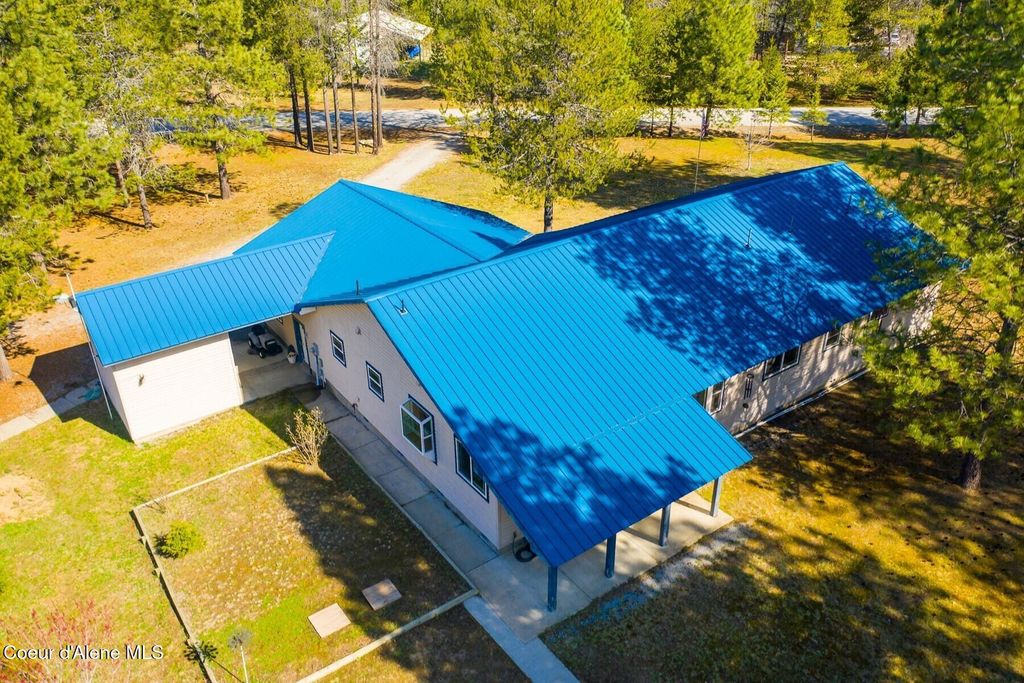 Photo of 245 Jade Dr, Newport, WA 99156 (MLS # 25-1422)