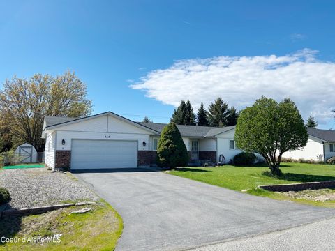 Photo of 654 Maple, Hayden, ID 83835 (MLS # 26-1457)