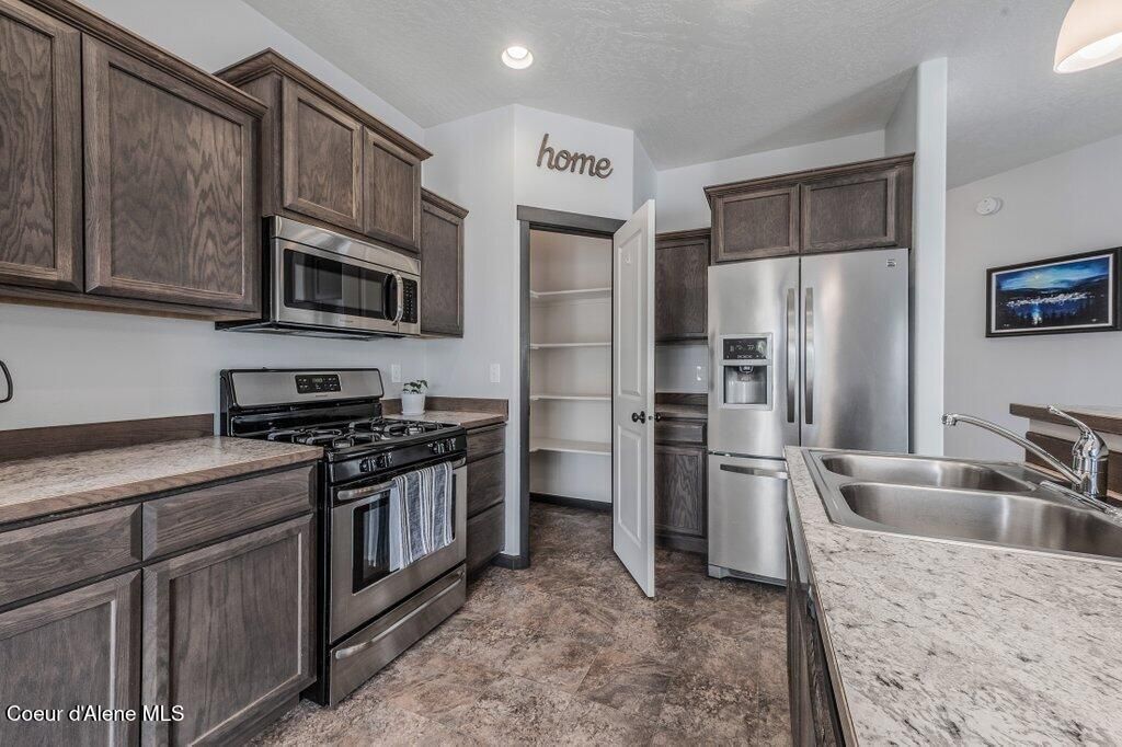 Photo of 8361 Scotsworth St, Post Falls, ID 83854 (MLS # 26-2856)