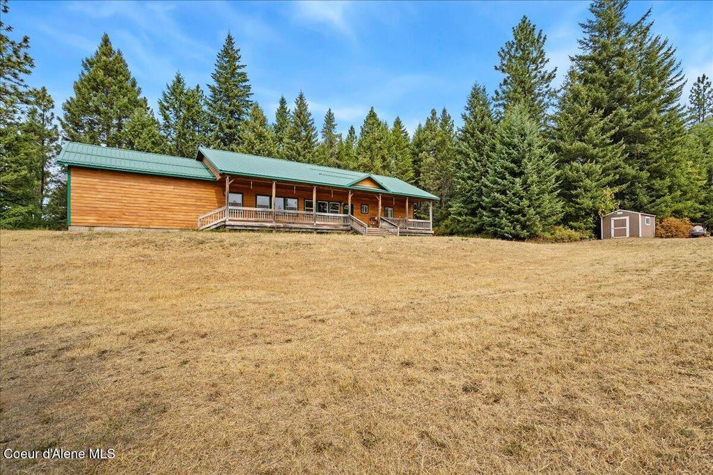 Photo of 537 Old Orchard Rd Rd, Cocolalla, ID 83813 (MLS # 25-9013)
