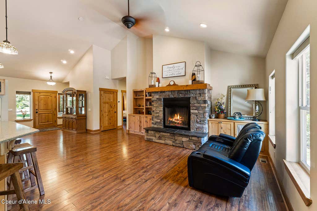 Photo of 25400 Lantern Hill Hill, Rathdrum, ID 83858 (MLS # 26-6598)