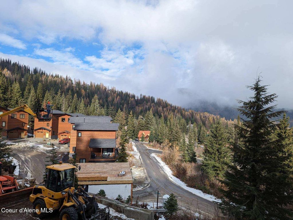 Photo of 95 Harrison Ln, Sandpoint, ID 83864 (MLS # 26-1898)