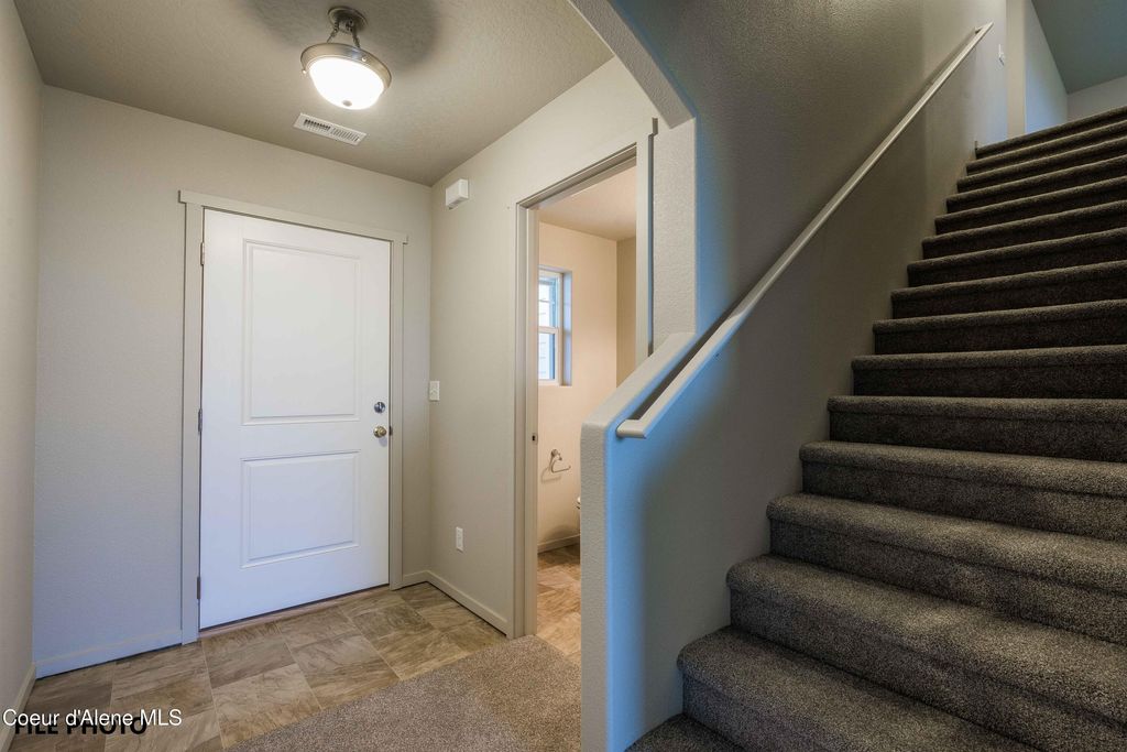 Photo of 407 TREELINE St, Airway Heights, WA 99001 (MLS # 26-2410)