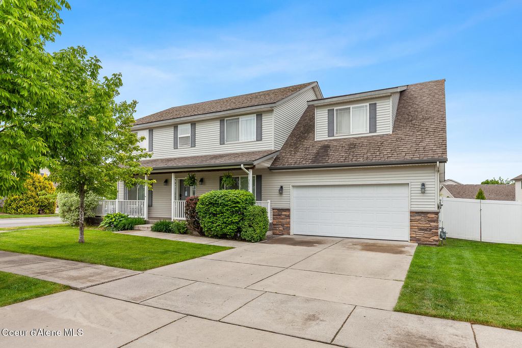 Photo of 3862 Long Meadow Meadow, Coeur dAlene, ID 83815 (MLS # 26-5522)