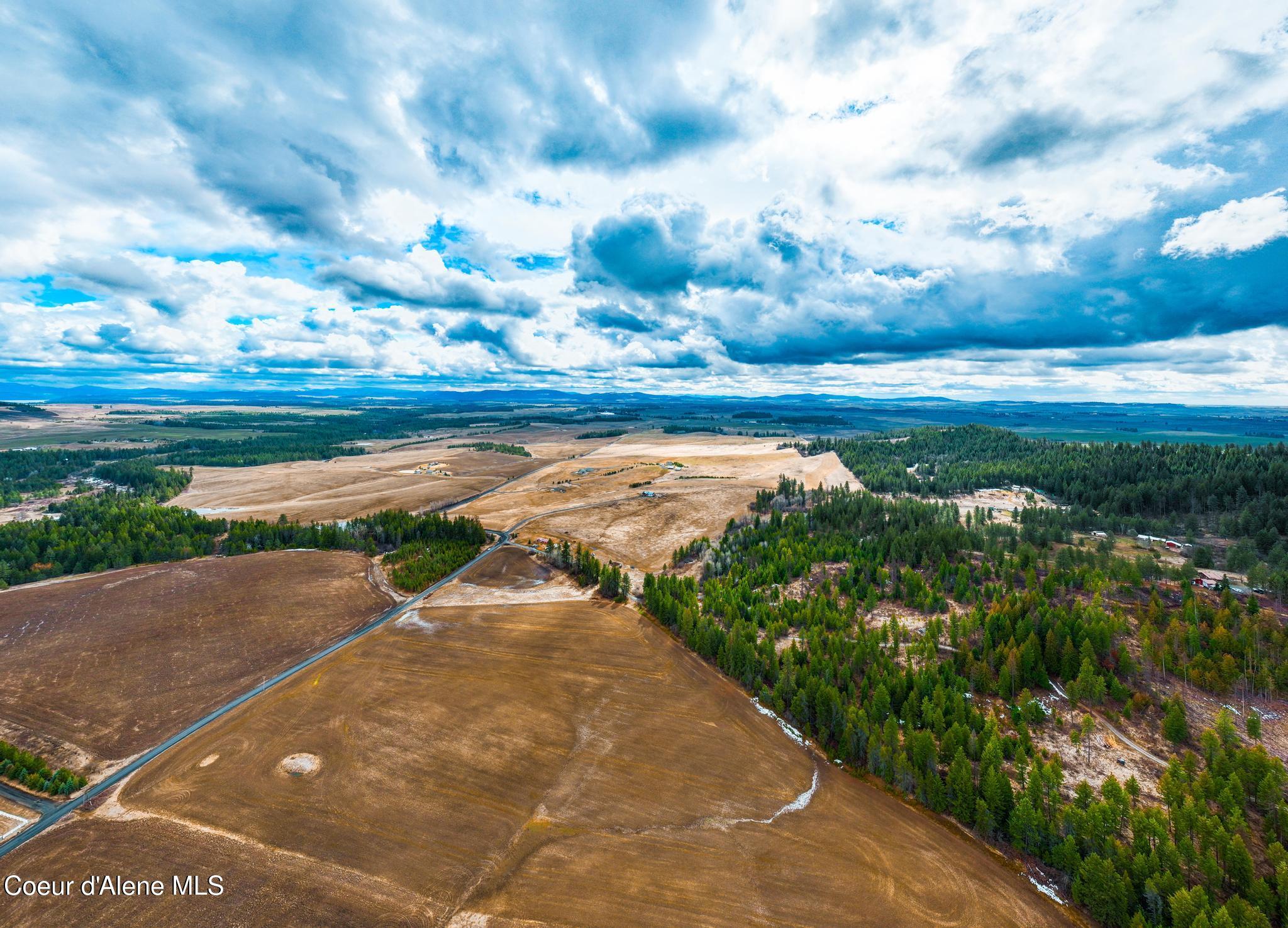 24443 S Weller Road, Worley, Idaho image 33