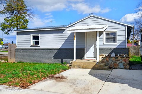 403 Olive Sandpoint ID 83864