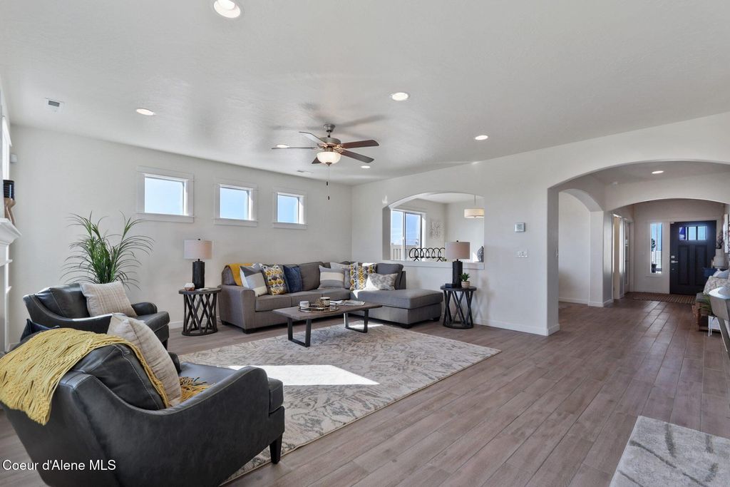 Photo of 6565 CONSTANTINE, Rathdrum, ID 83858 (MLS # 26-1367)