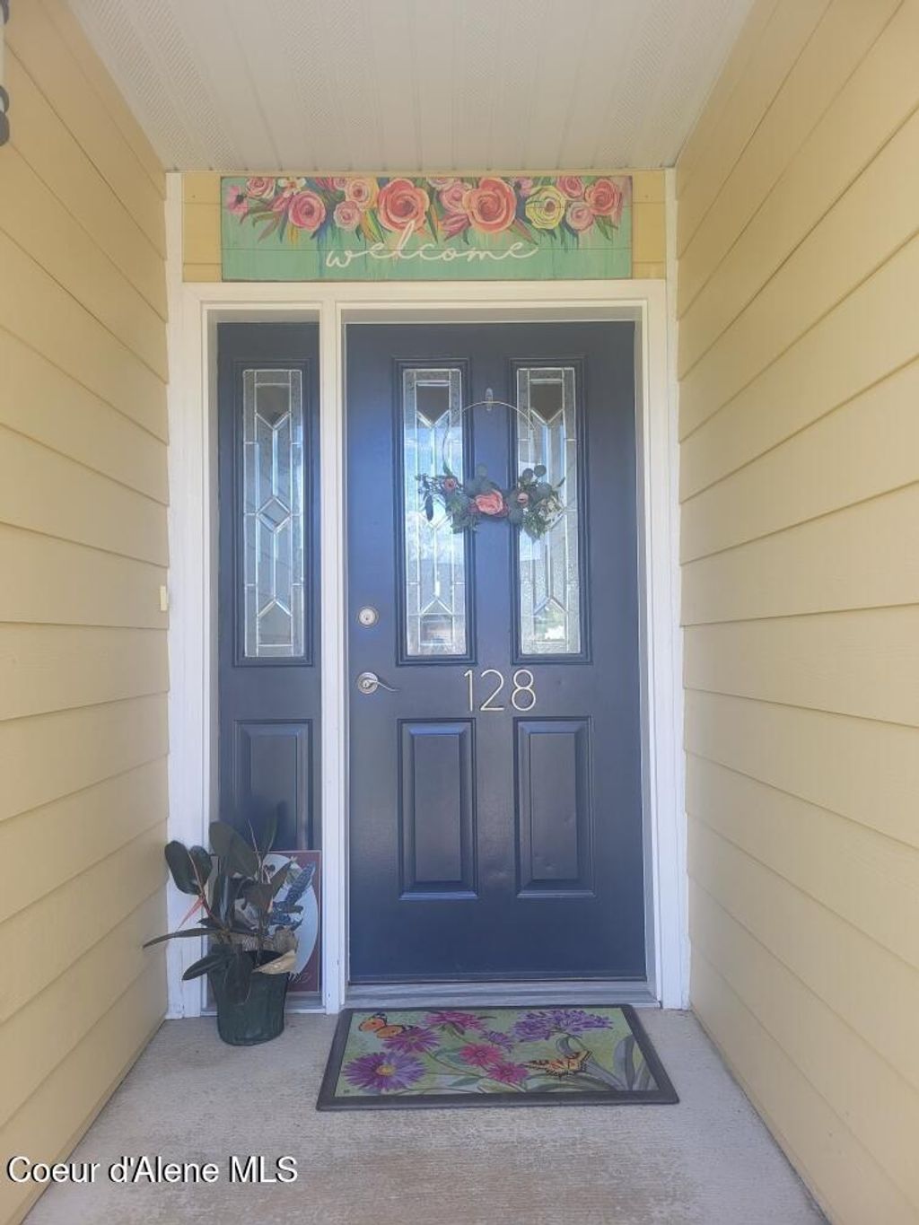 Photo of 128 Spur Dr, Sandpoint, ID 83864 (MLS # 26-1772)