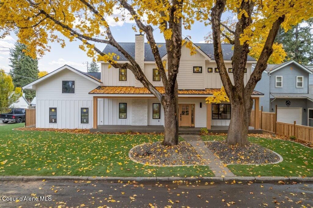 Photo of 506 13th St, Coeur dAlene, ID 83814 (MLS # 26-4244)