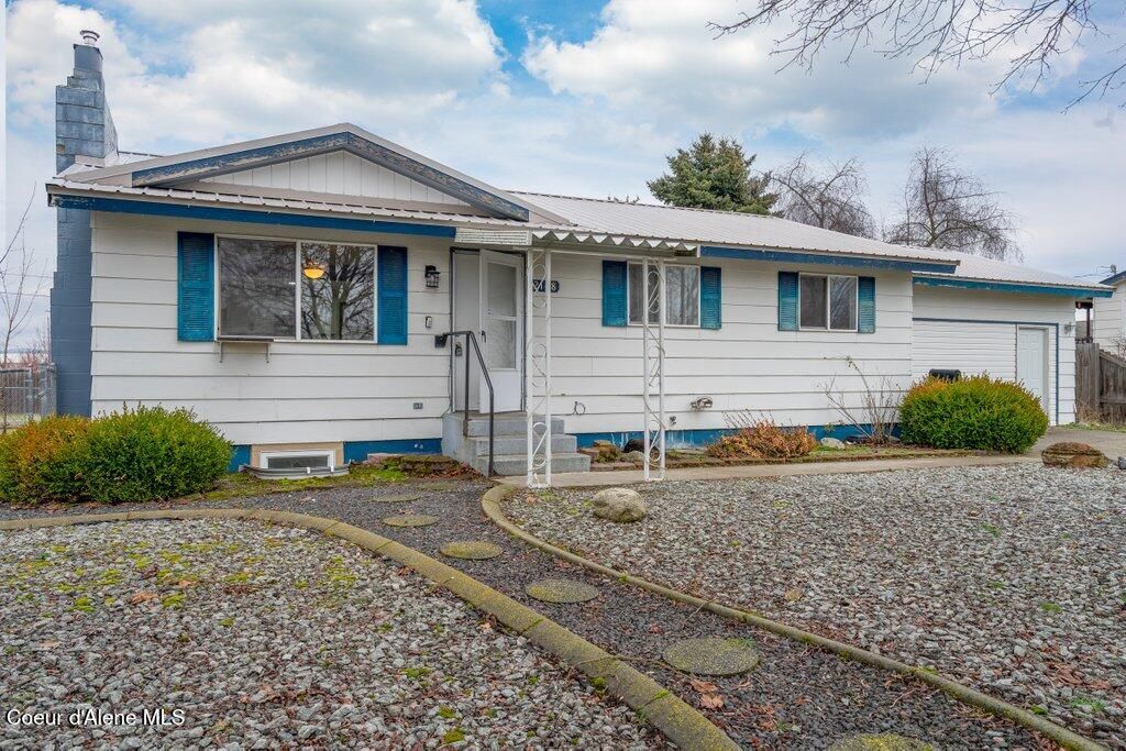 Photo of 2148 Prairieview Dr, Post Falls, ID 83854 (MLS # 26-935)