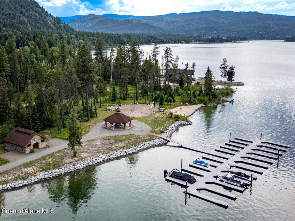 66 Camas Drive, Priest River, Idaho image 9