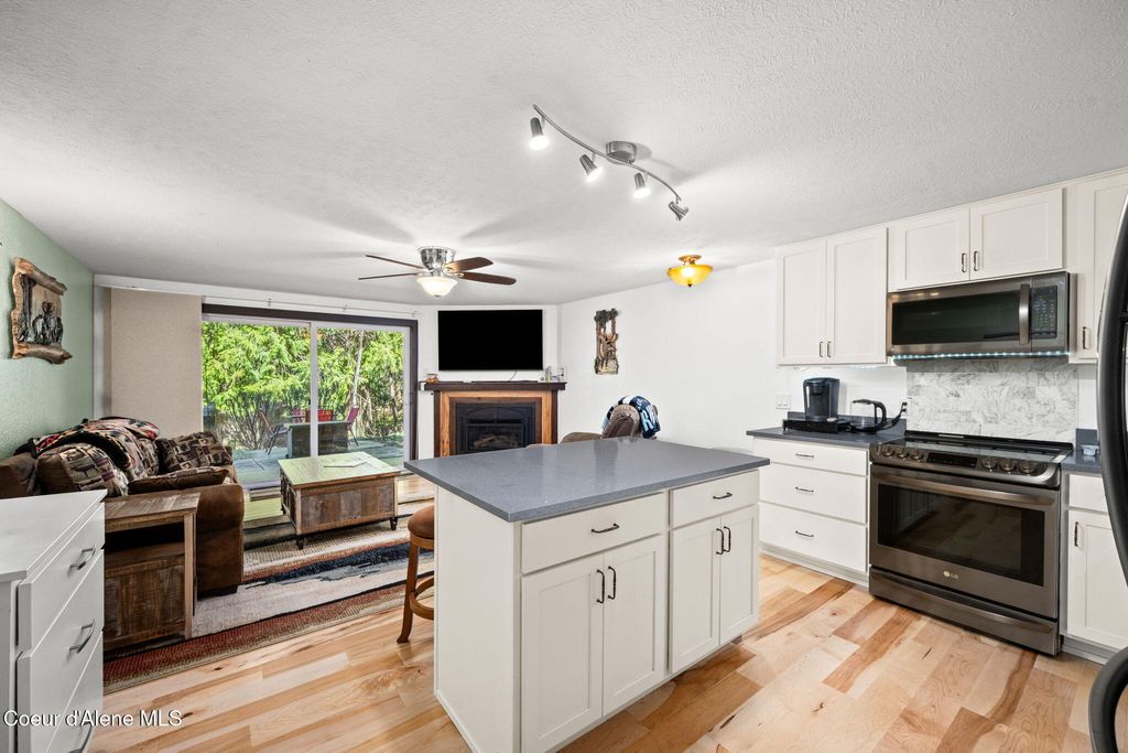 Photo of 5421 Fairway Ln #UNIT 23, Rathdrum, ID 83858 (MLS # 26-3376)