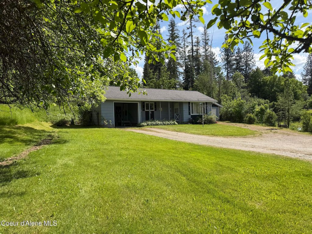 Photo of 43184 Silver Valley Valley, Kingston, ID 83839 (MLS # 26-5418)