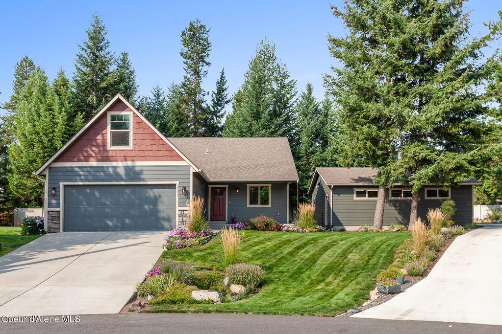 Photo of 5471 Corkys Ct, Spirit Lake, ID 83869 (MLS # 25-9403)