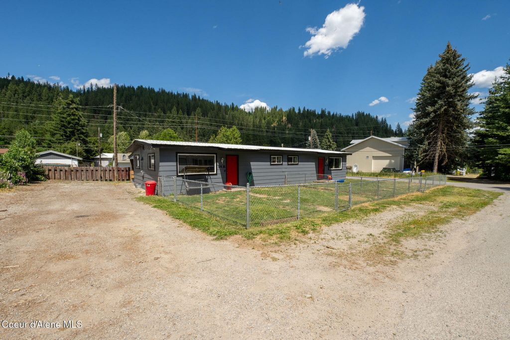 Photo of 14 Lilac Ave, Kingston, ID 83839 (MLS # 26-509)