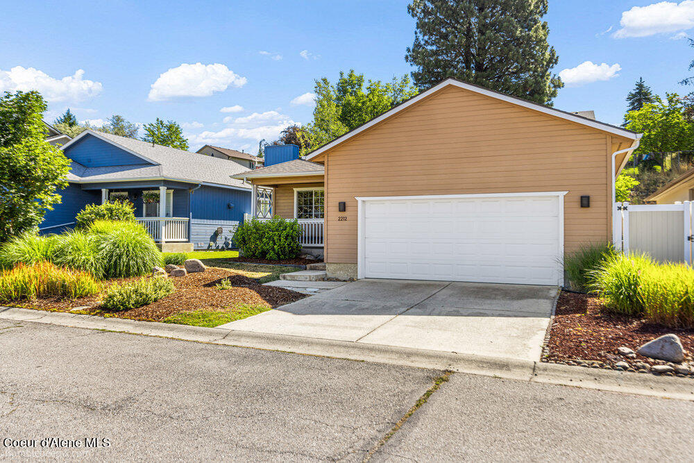 Post Falls, Idaho 83854, United States, 3 Bedrooms Bedrooms, ,2 BathroomsBathrooms,Residential,Pending,191615