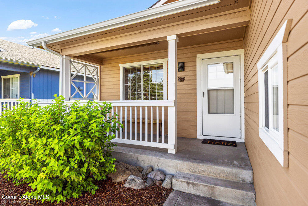 Post Falls, Idaho 83854, United States, 3 Bedrooms Bedrooms, ,2 BathroomsBathrooms,Residential,Pending,191615