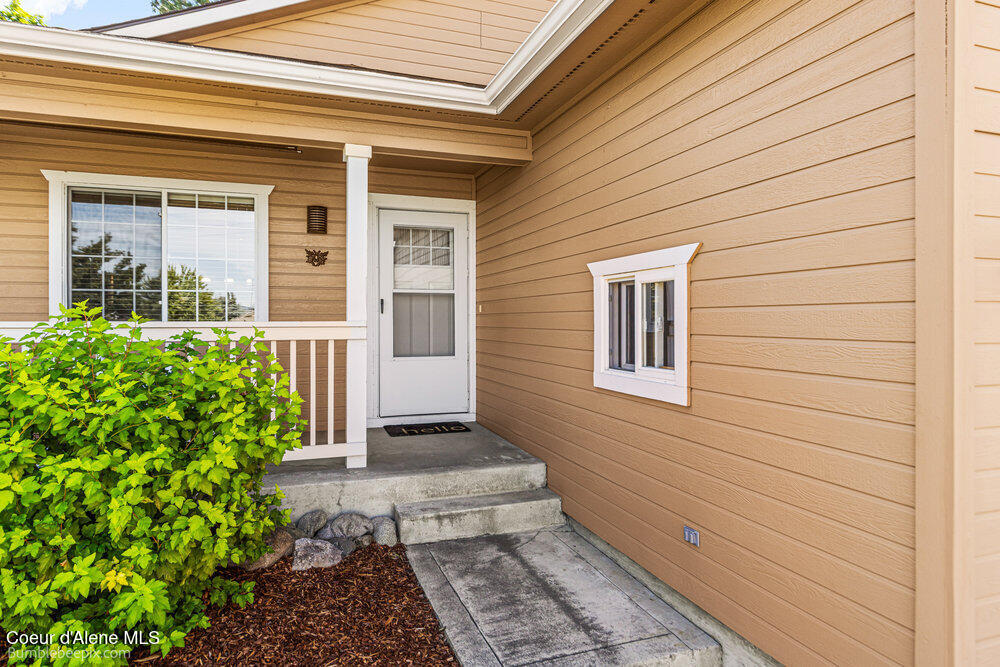 Post Falls, Idaho 83854, United States, 3 Bedrooms Bedrooms, ,2 BathroomsBathrooms,Residential,Pending,191615