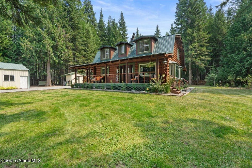 Photo of 701 East Settlement RD, Priest River, ID 83856 (MLS # 26-8160)