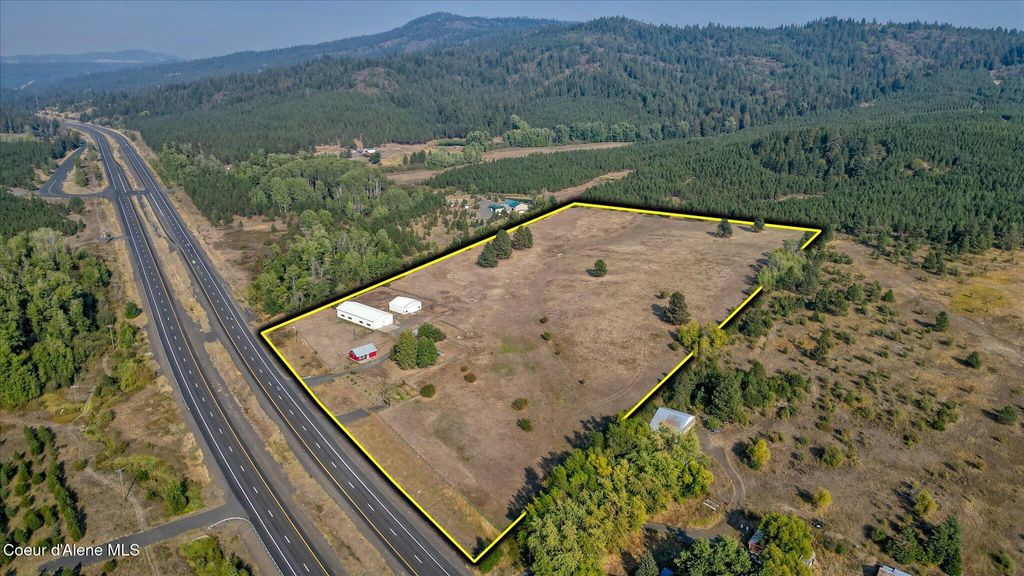 Photo of 19852 Highway 95, Coeur dAlene, ID 83814 (MLS # 25-9853)
