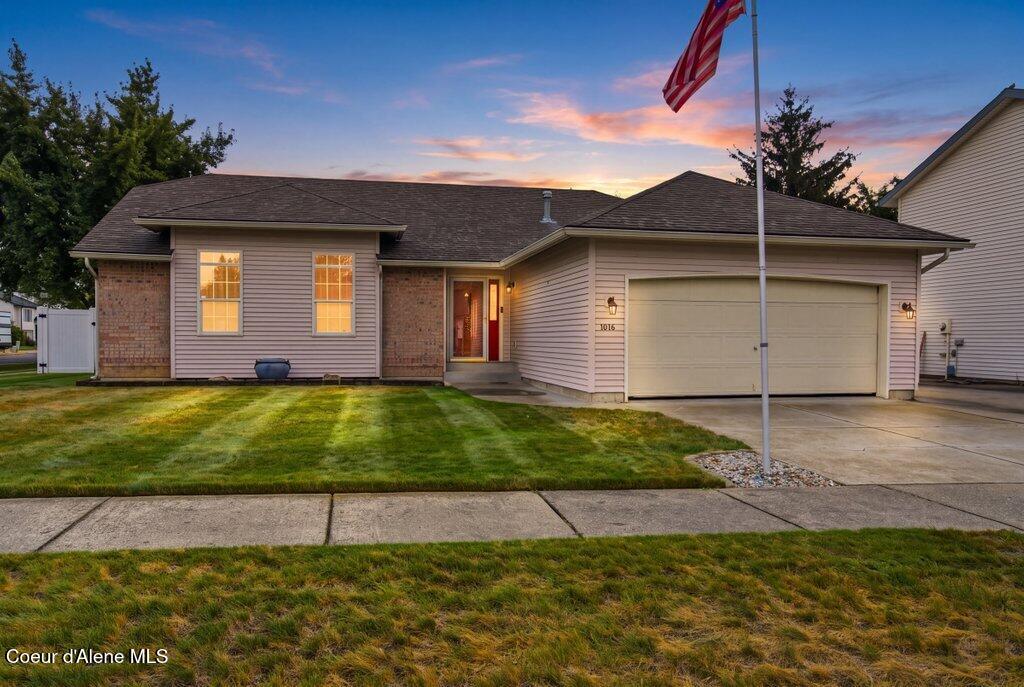 Photo of 1014 Frank CT, Post Falls, ID 83854 (MLS # 26-9157)