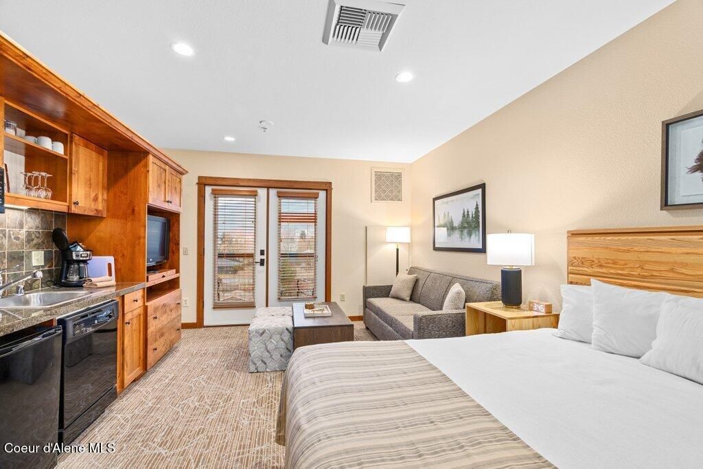 Photo of 150 Morning Star # 478, Kellogg, ID 83837 (MLS # 26-846)