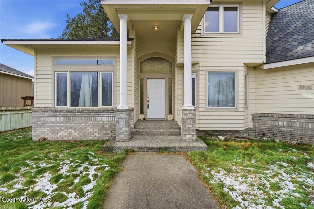 Photo of 8931 Davis Cir, Hayden, ID 83835 (MLS # 26-319)