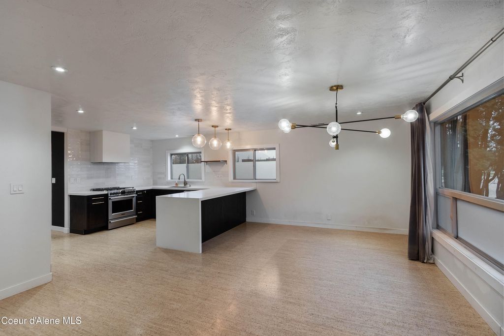 Photo of 727 Sixth, Sandpoint, ID 83864 (MLS # 25-11459)