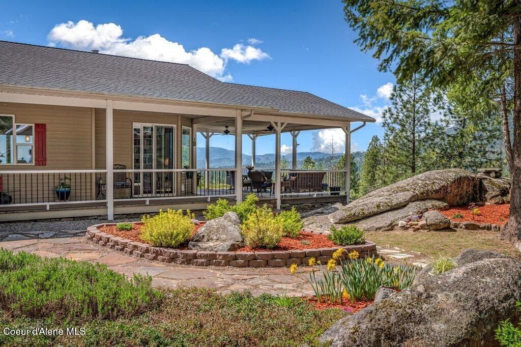 Photo of 90 Riverview CIR, Sandpoint, ID 83864 (MLS # 26-4603)