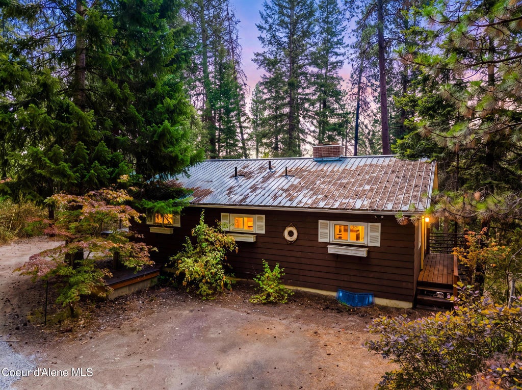 Photo of 2270 Carder, Coeur dAlene, ID 83814 (MLS # 26-8944)