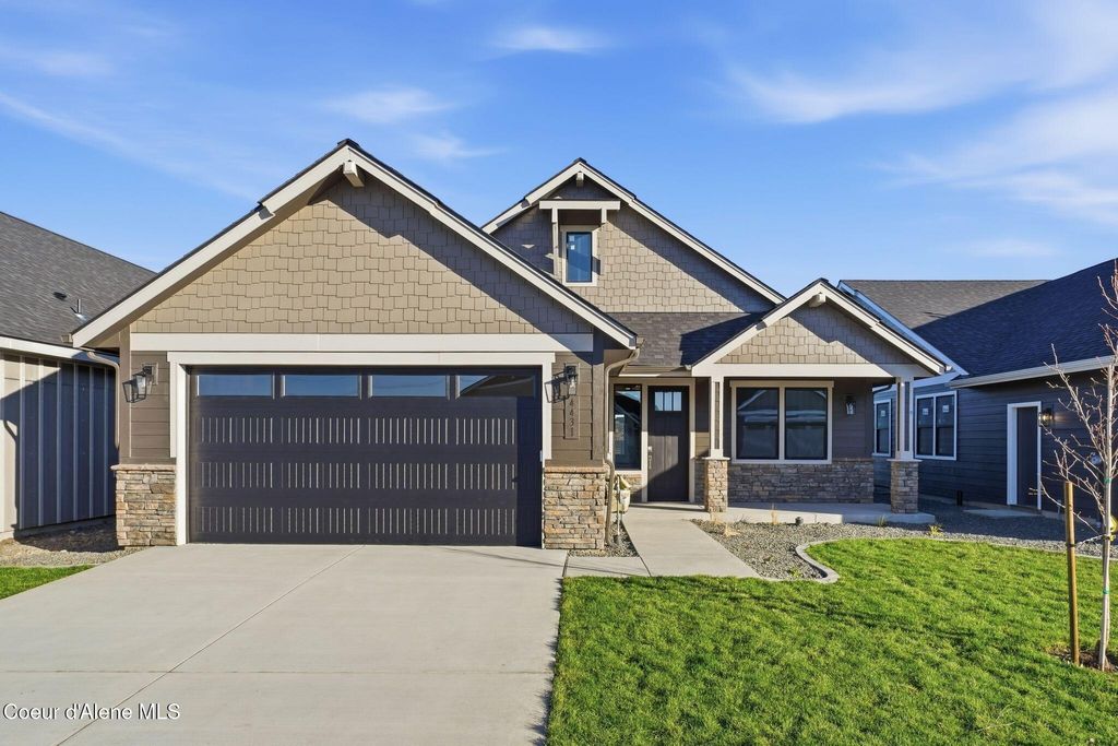 Photo of 4431 Hide Away Ln Ln, Coeur dAlene, ID 83815 (MLS # 25-11544)